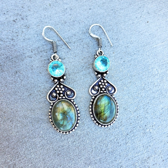 Jewelry - Labradorite Flash Antique. 925 Earrings NWOT